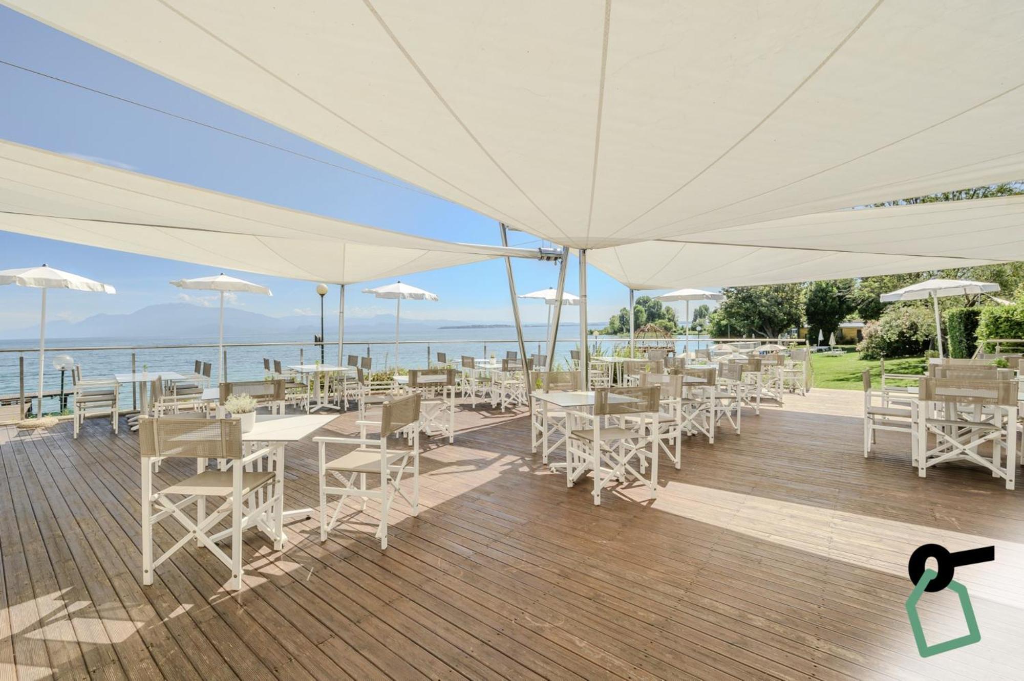 Hotiday Apartment Collection - Desenzano Desenzano del Garda Kültér fotó